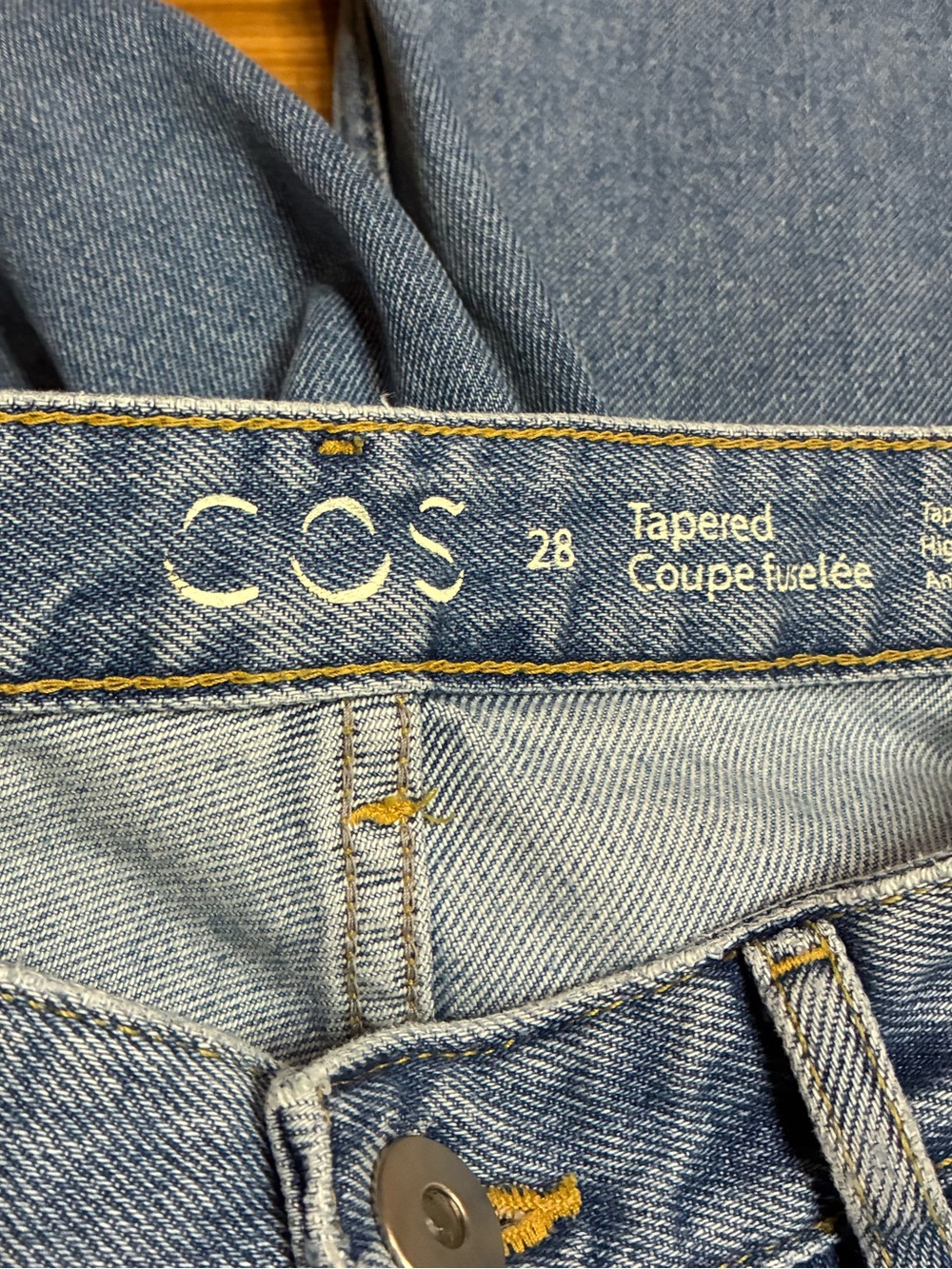 COS Arch Tapered Jeans - Picture 5 of 7
